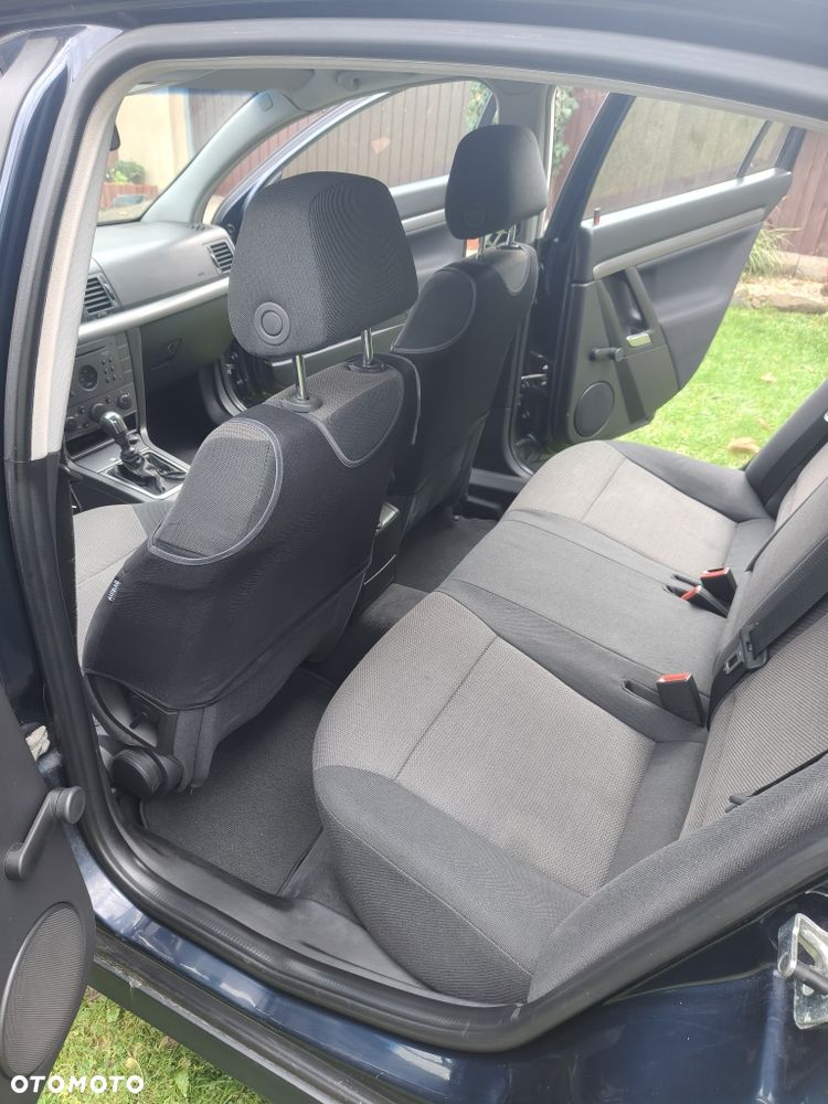 Opel Vectra - 8