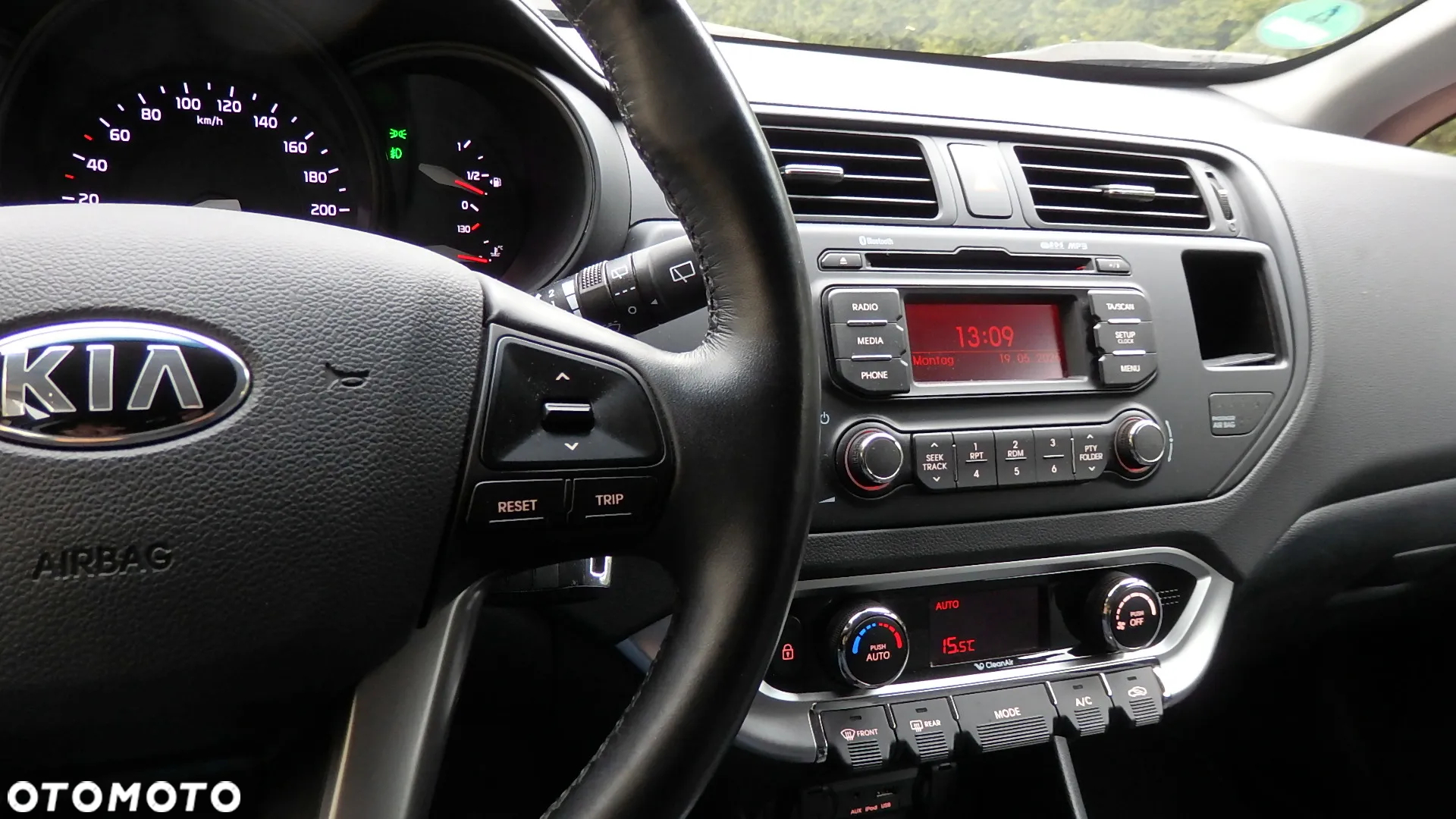 Kia Rio - 9