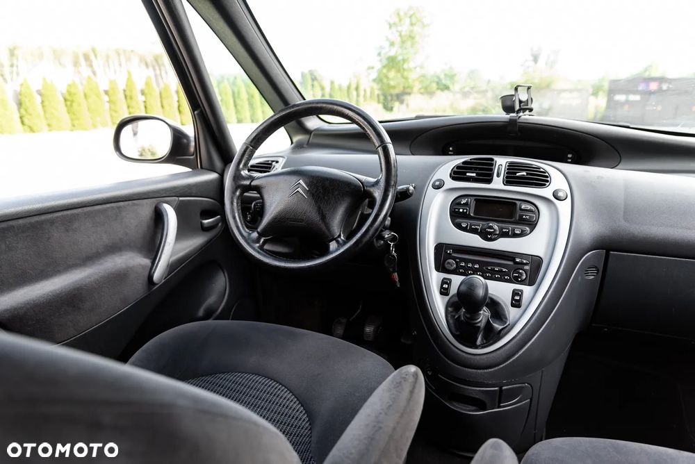 Citroën Xsara 1.6i Prestige Plus - 22