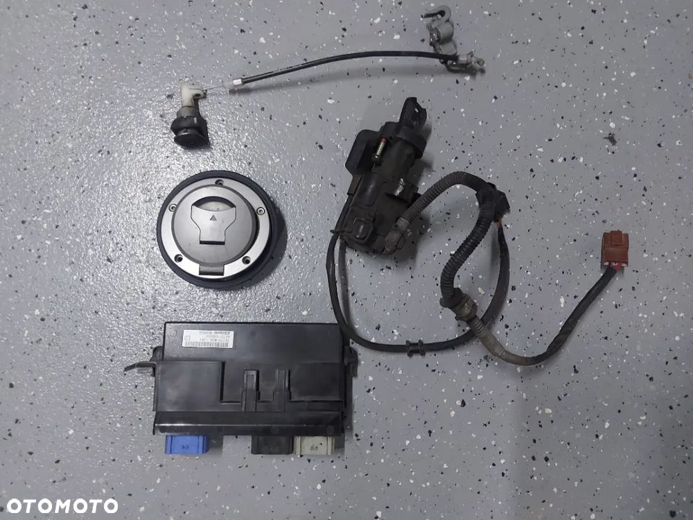 Honda VFR 1200 X CROSSTOURER komputer zamki stacyjka wlew ecu zestaw startowy - 1