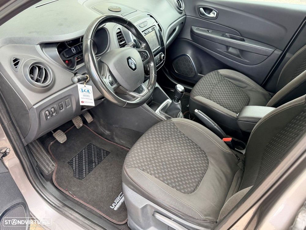 Renault Captur 0.9 TCE Exclusive - 27
