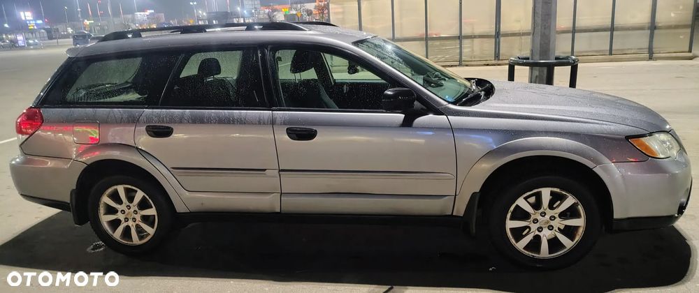Subaru Outback - 12