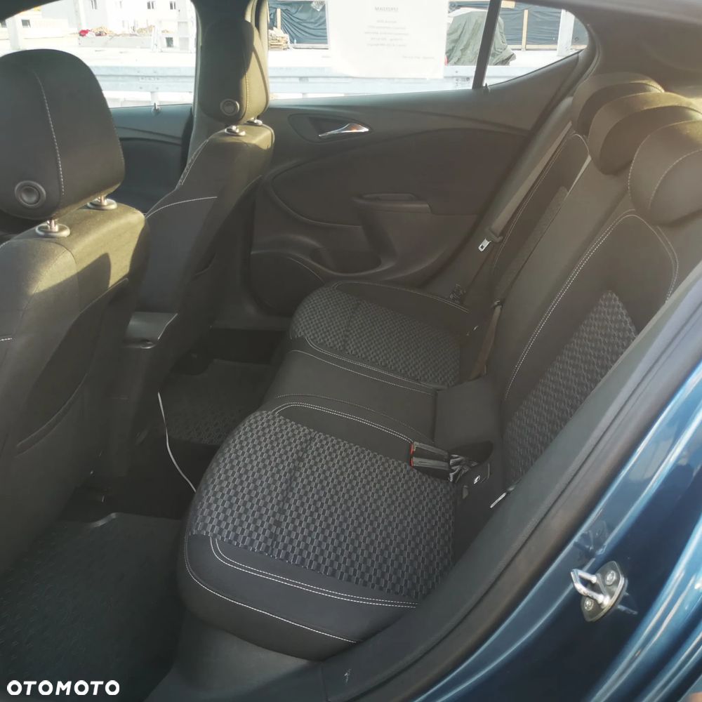 Opel Astra V 1.4 T Dynamic - 7