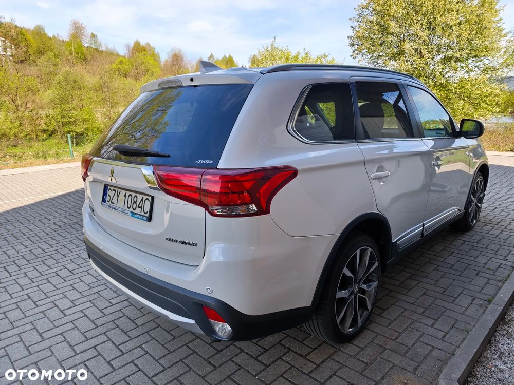 Mitsubishi Outlander 2.0 4WD CVT Diamant Edition+ - 5