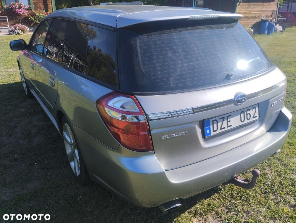 Subaru Legacy - 4