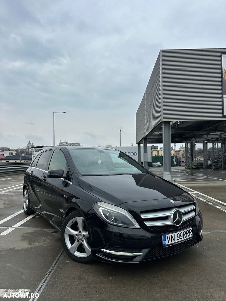 Mercedes-Benz B 180 BlueEfficiency Edition 1 - 2