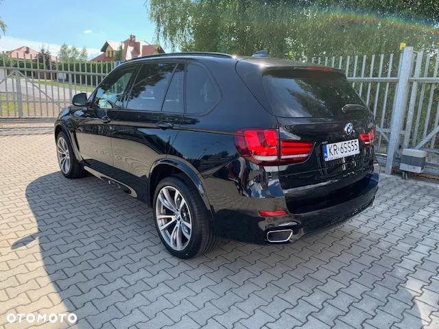 BMW X5 xDrive30d Sport-Aut - 2