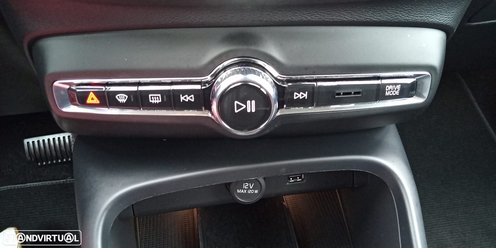 Volvo XC 40 2.0 D3 Inscription Geartronic - 29