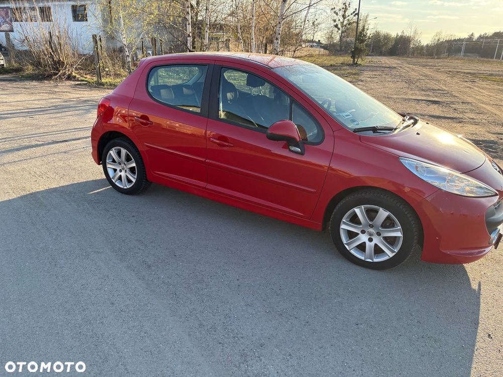 Peugeot 207 110 Sport - 3