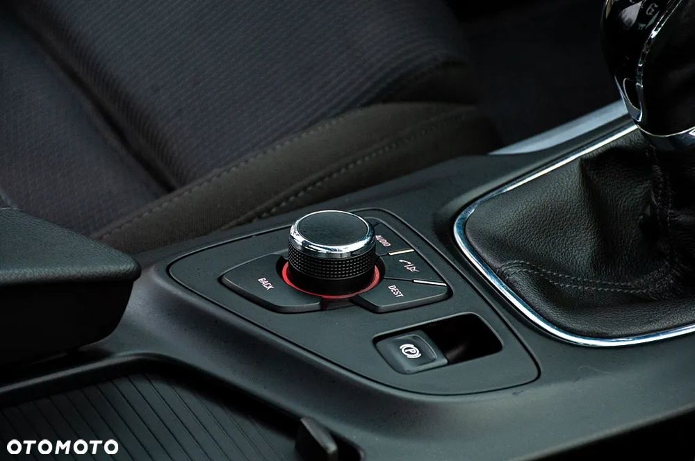 Opel Insignia 1.6 Turbo Sport - 40