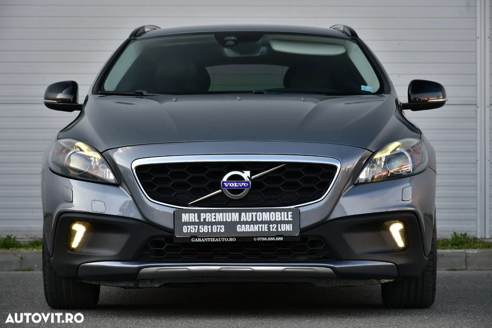 Volvo V40 D3 Geartronic Summum - 1