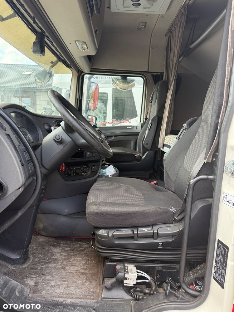 DAF 106 460 - 6