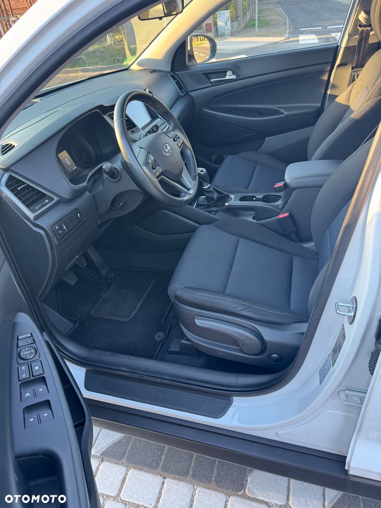 Hyundai Tucson 1.6 GDi 2WD Select - 9