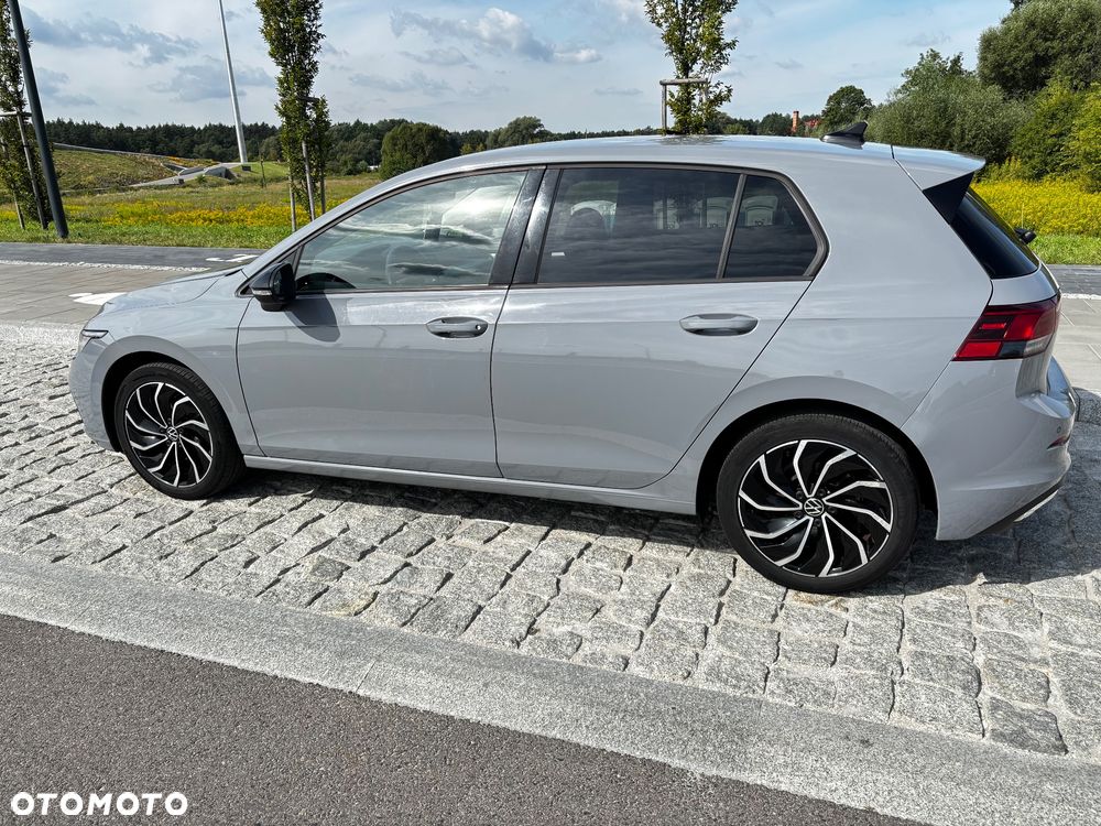 Volkswagen Golf 1.0 eTSI Life DSG - 8