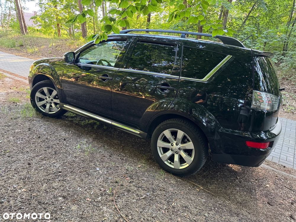 Mitsubishi Outlander 2.4 4WD CVT Intense - 6