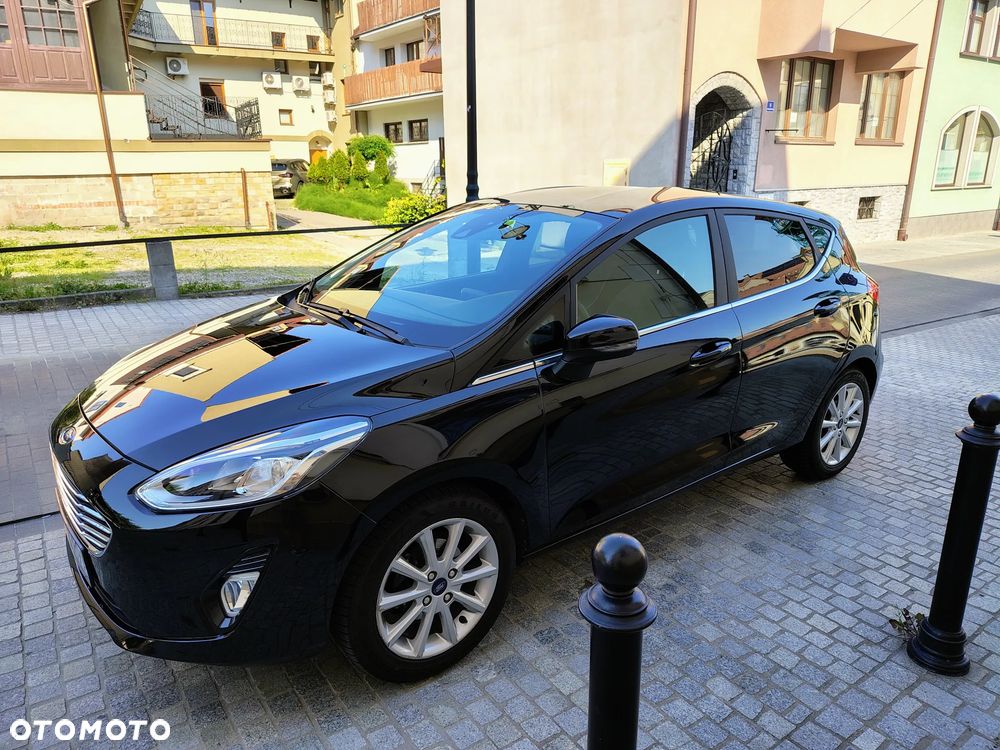 Ford Fiesta 1.1 S&S TITANIUM - 2