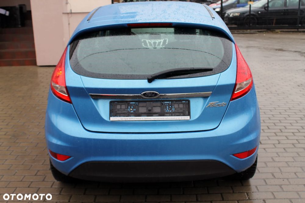 Ford Fiesta 1.25 Ambiente - 8