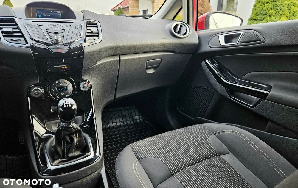 Ford Fiesta 1.5 TDCi Titanium - 9