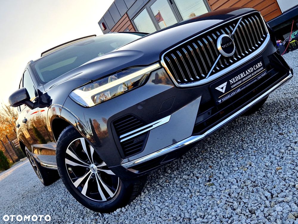 Volvo XC 60 T6 AWD Recharge Geartronic Inscription Expression - 4