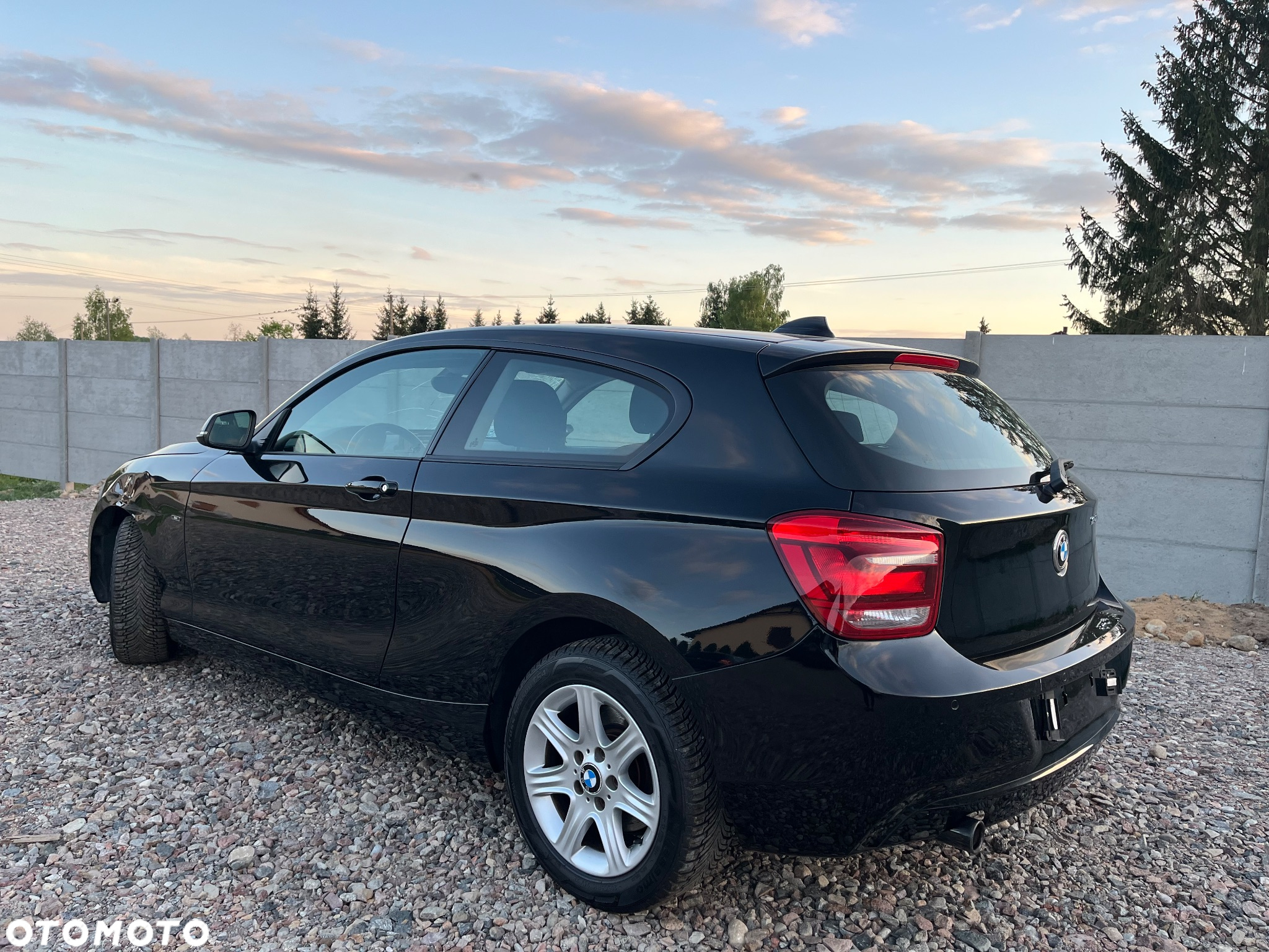 BMW Seria 1 120d Sport Line - 3