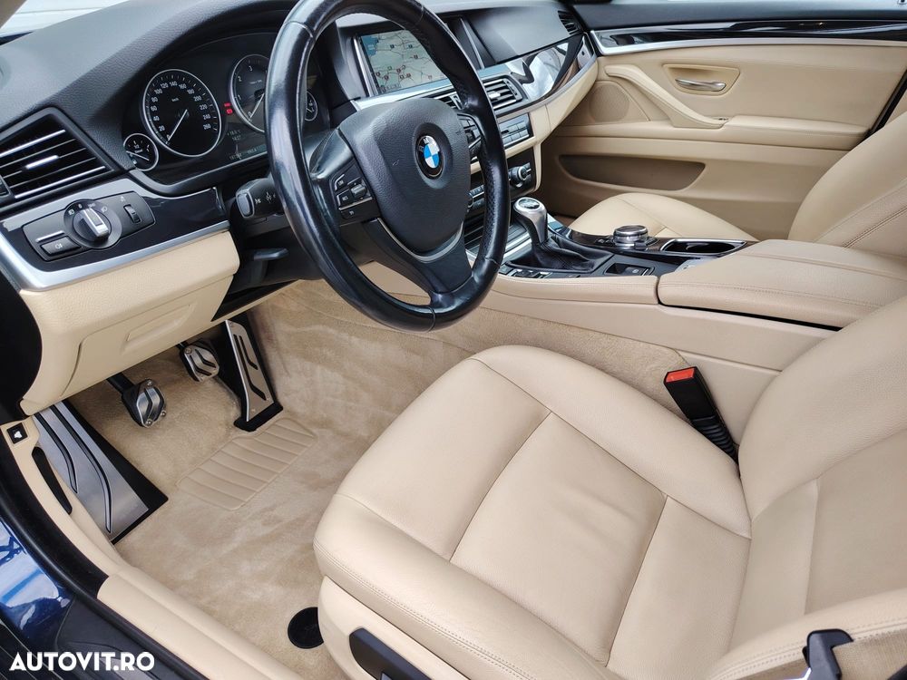 BMW Seria 5 520d Touring Luxury Line - 20