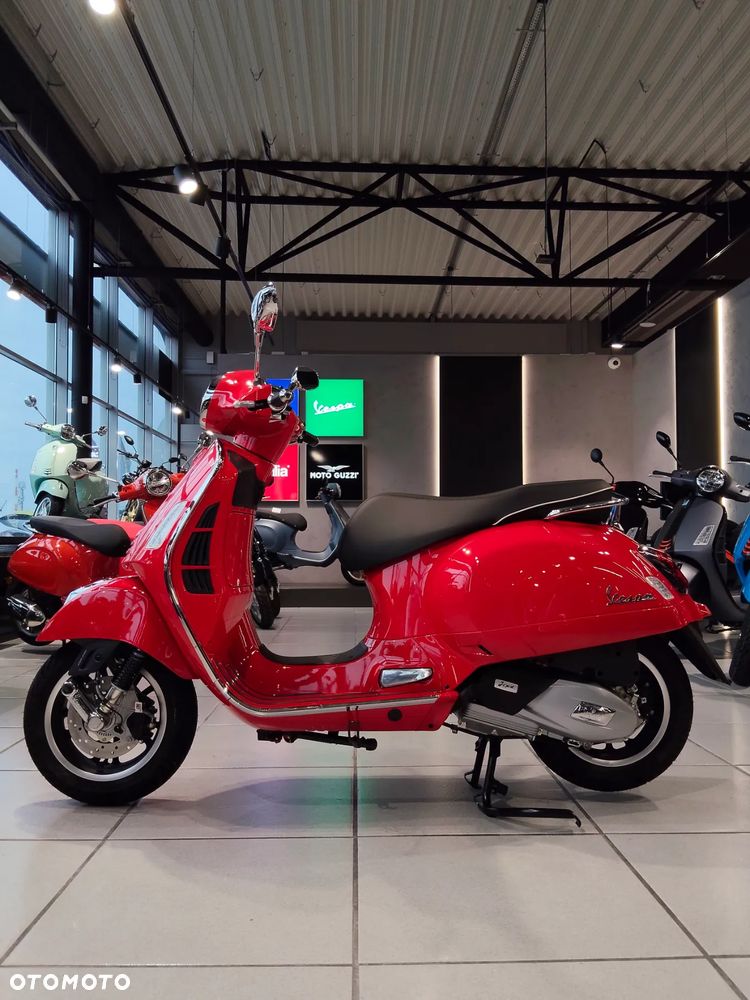 Vespa GTS - 7