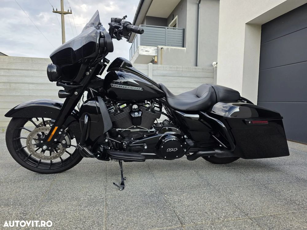 Harley-Davidson Street Glide Special - 2
