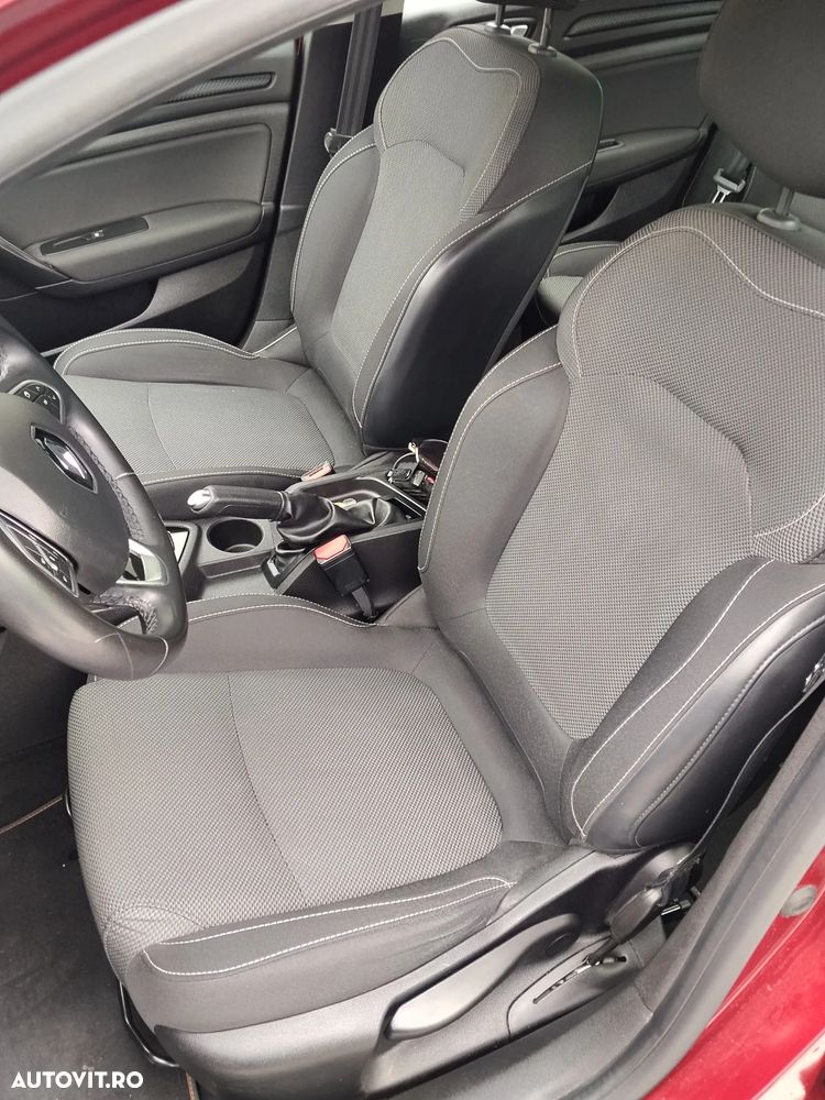 Renault Megane TCE 114 GPF Life - 7