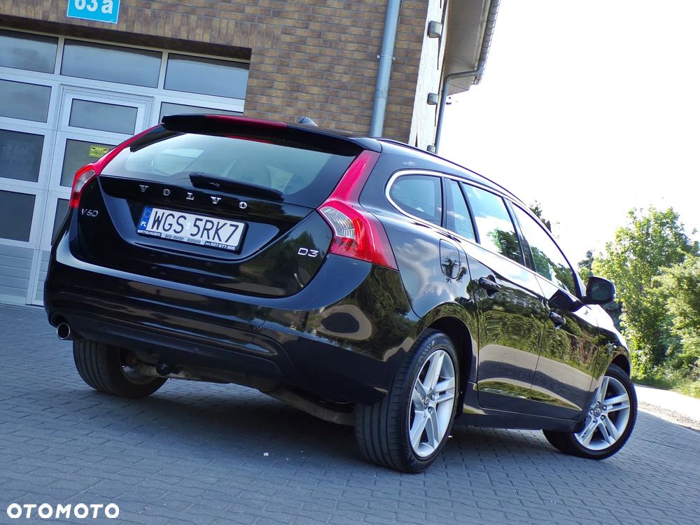 Volvo V60 D3 Summum - 2