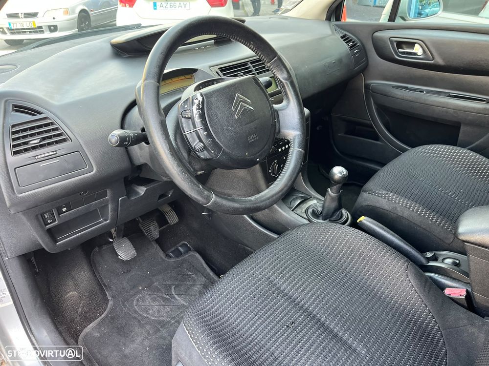 Citroën C4 1.6 HDi VTR Pack - 9