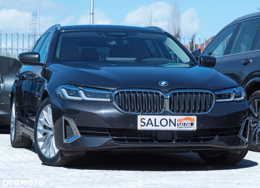 BMW Seria 5 530e xDrive Luxury Line - 27