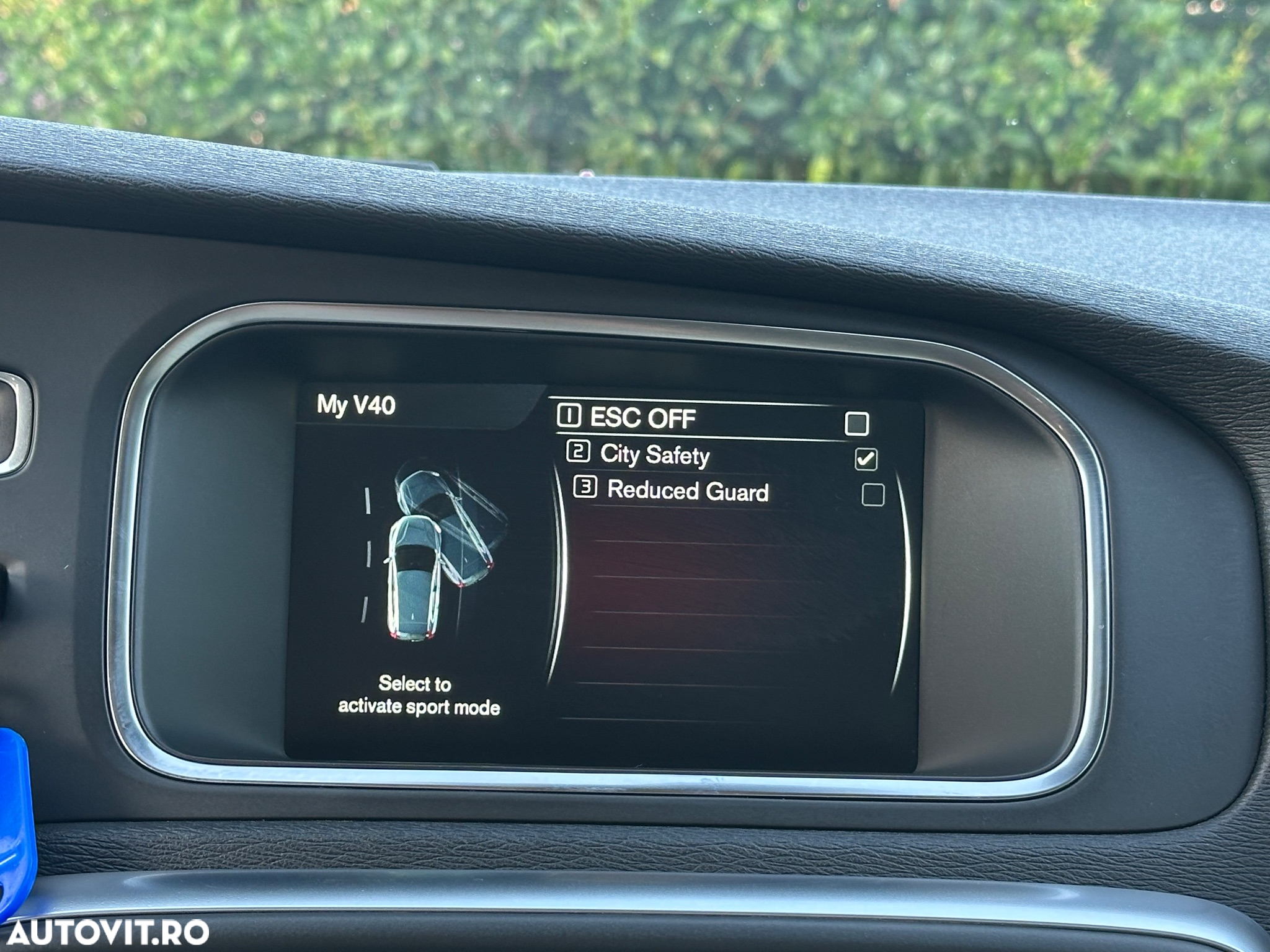 Volvo V40 D4 Summum - 19