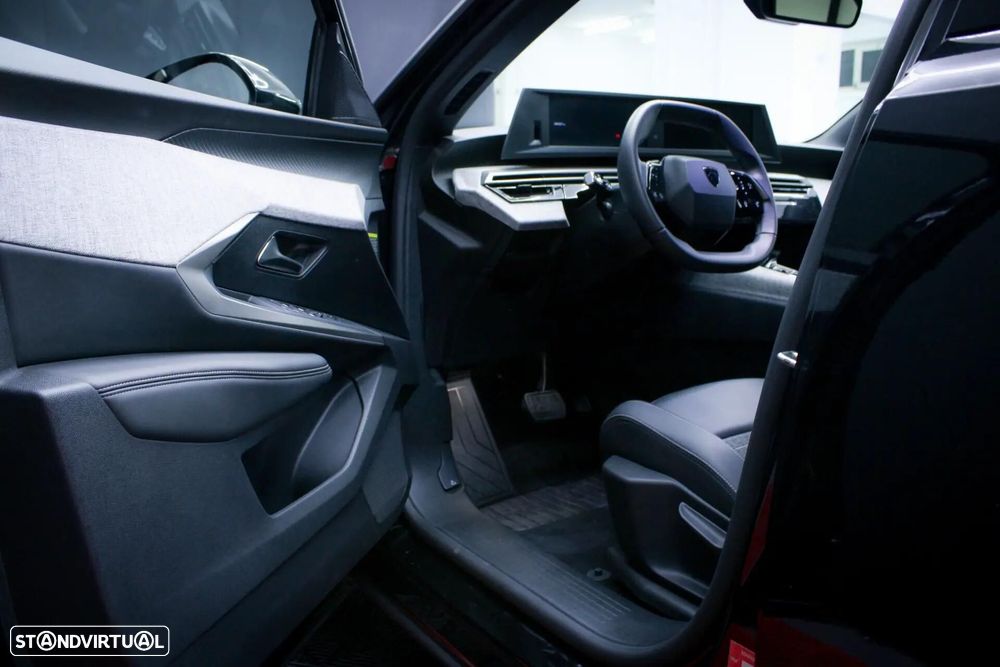 Peugeot 5008 1.2 Hybrid Allure Pack e-DCS6 - 23