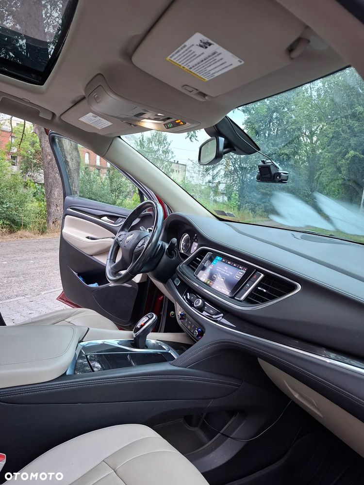Buick Enclave - 11