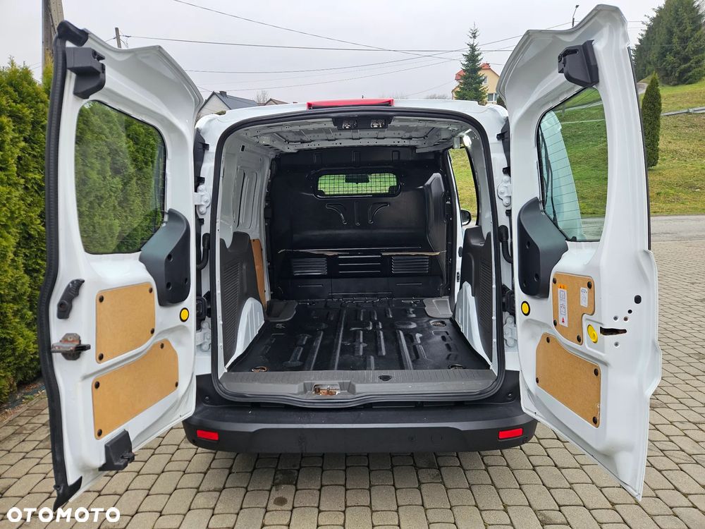 Ford Transit Connect - 30