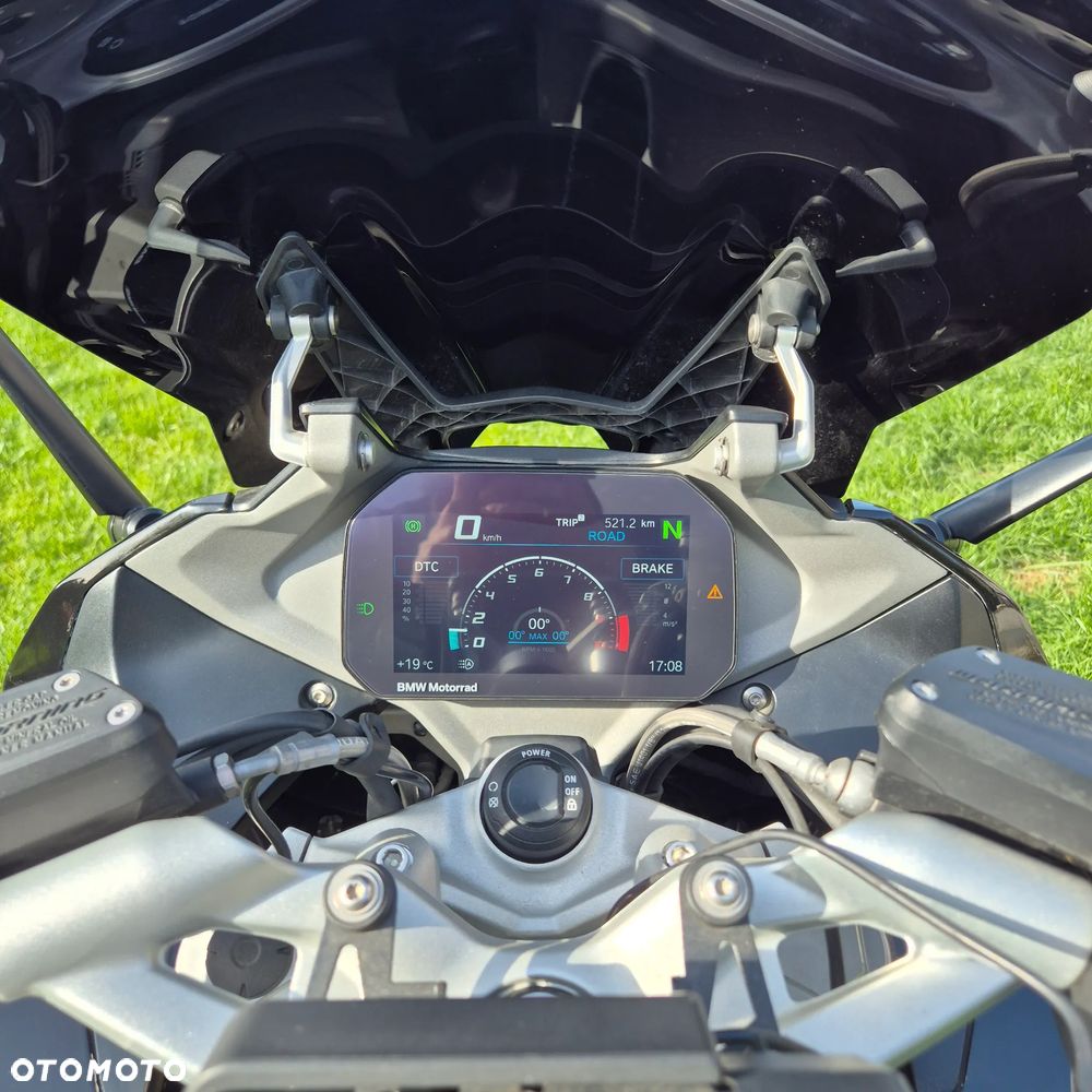 BMW RS - 6