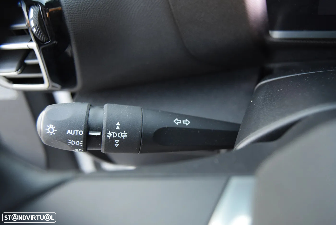 Citroën C4 1.2 PureTech Plus - 26