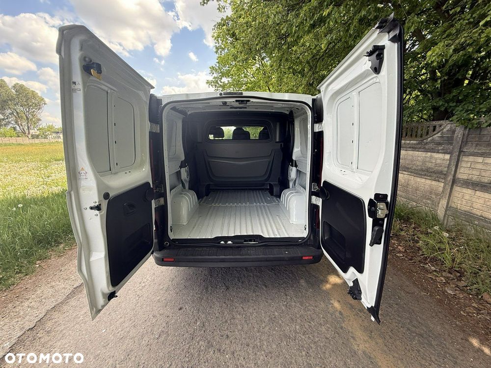 Opel Vivaro - 13