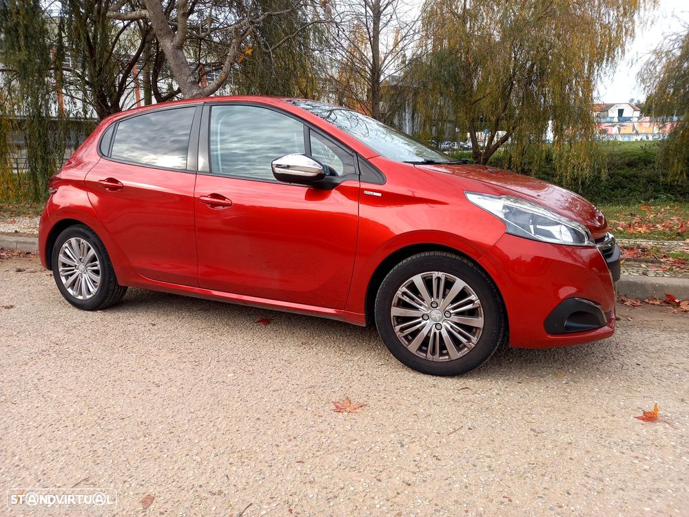Peugeot 208 1.2 PureTech Style - 4