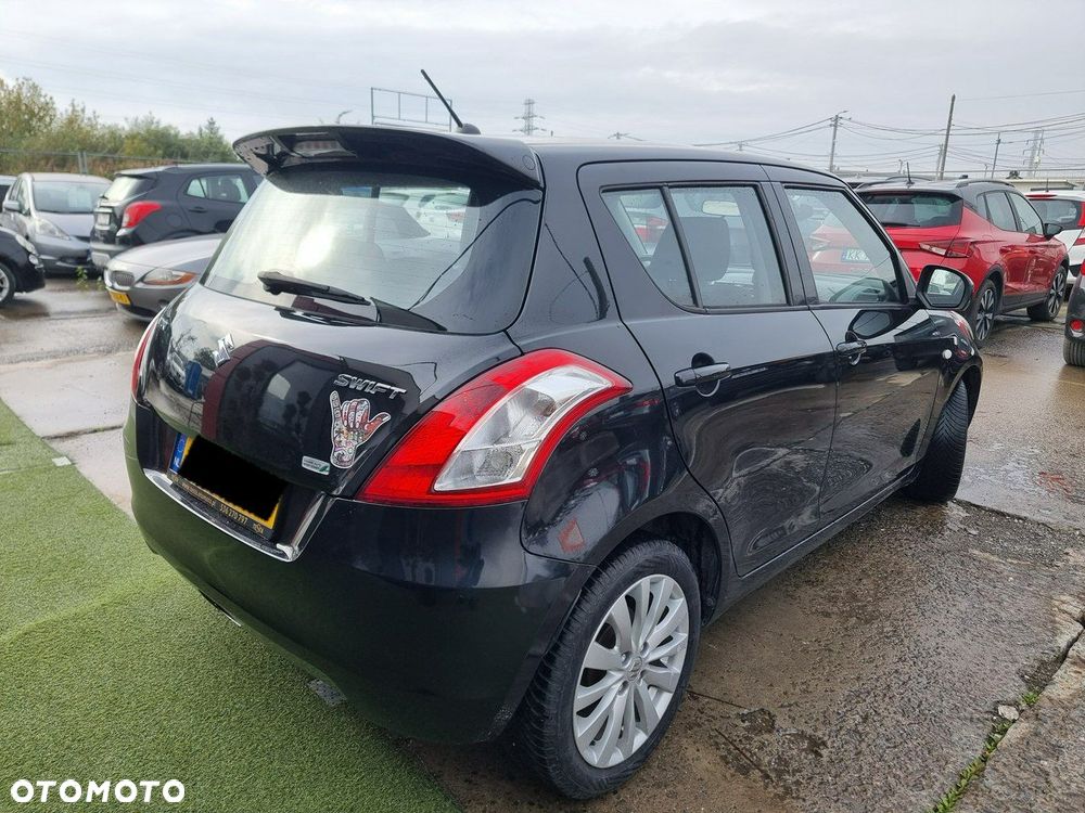 Suzuki Swift - 5