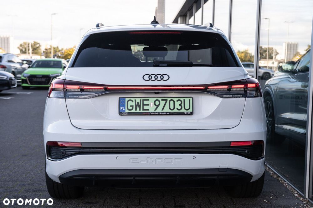 Audi Q4 e-tron - 5