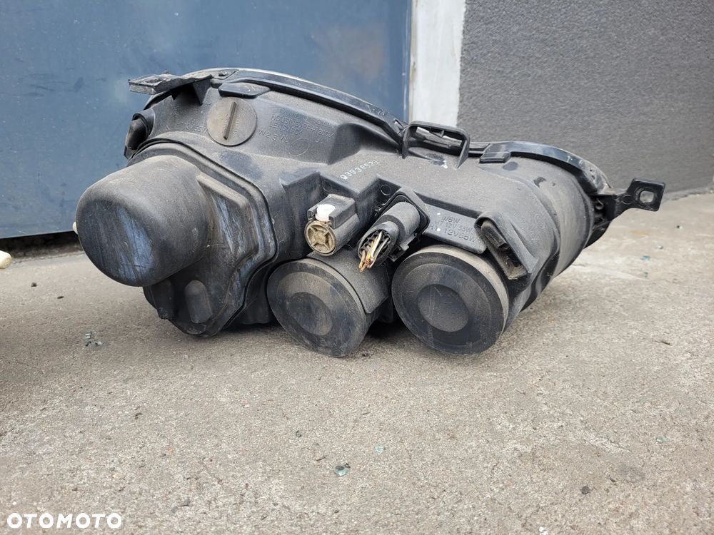 Lampa lewa volkswagen Polo 9n - 2