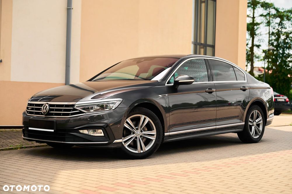 Volkswagen Passat 1.5 TSI OPF DSG Highline - 1