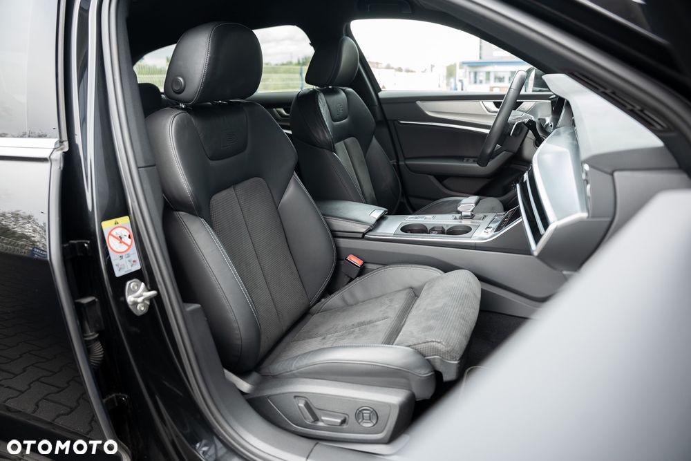Audi A6 Avant 55 TFSI e quattro S tronic sport - 25