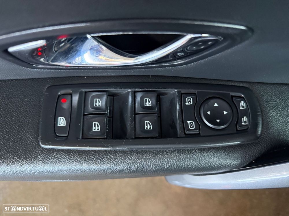 Renault Mégane 1.5 dCi Dynamique S SS - 14