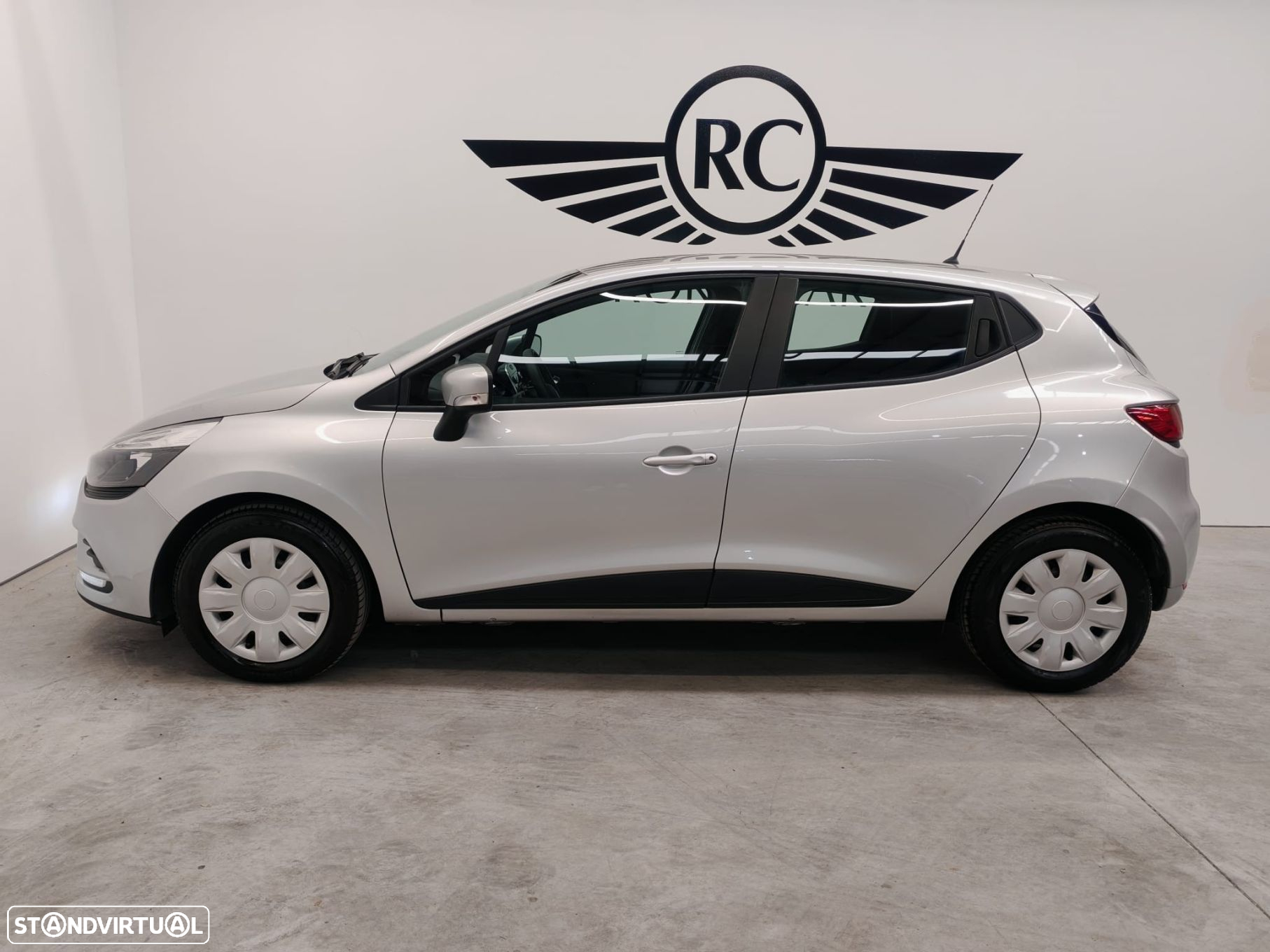 Renault Clio 1.5 dCi Limited - 17