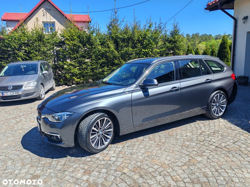 BMW Seria 3 330i xDrive Luxury Line - 3
