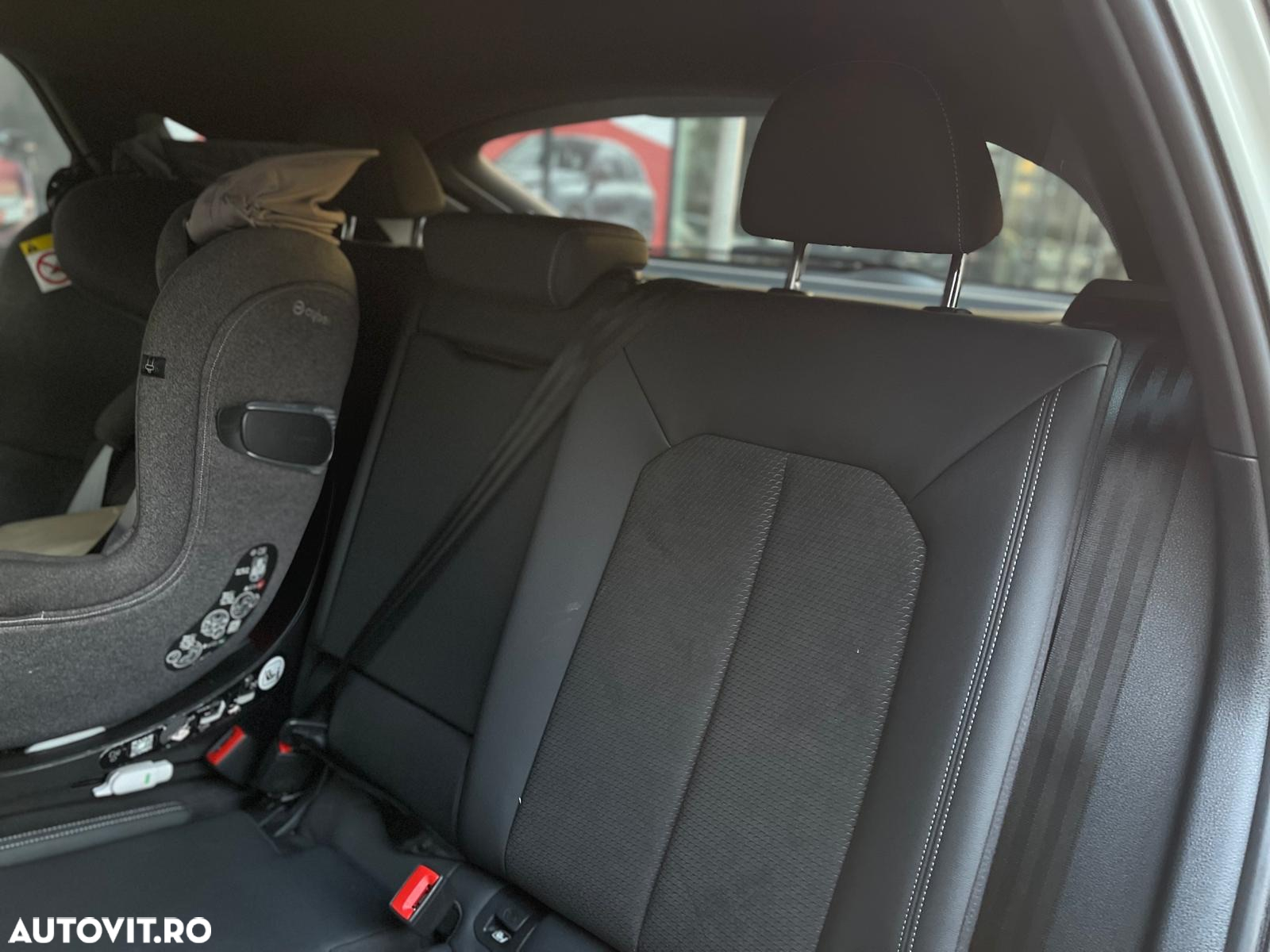 Audi Q3 Sportback 2.0 40 TDI quattro S tronic S Line - 24