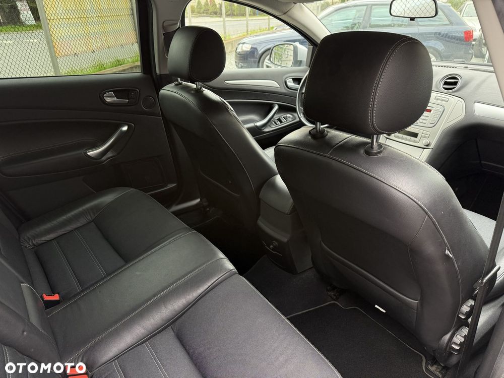 Ford Mondeo 2.0 Titanium - 19