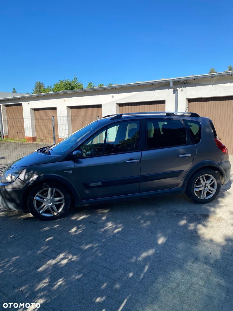 Renault Scenic 1.9 dCi FAP Conquest - 7